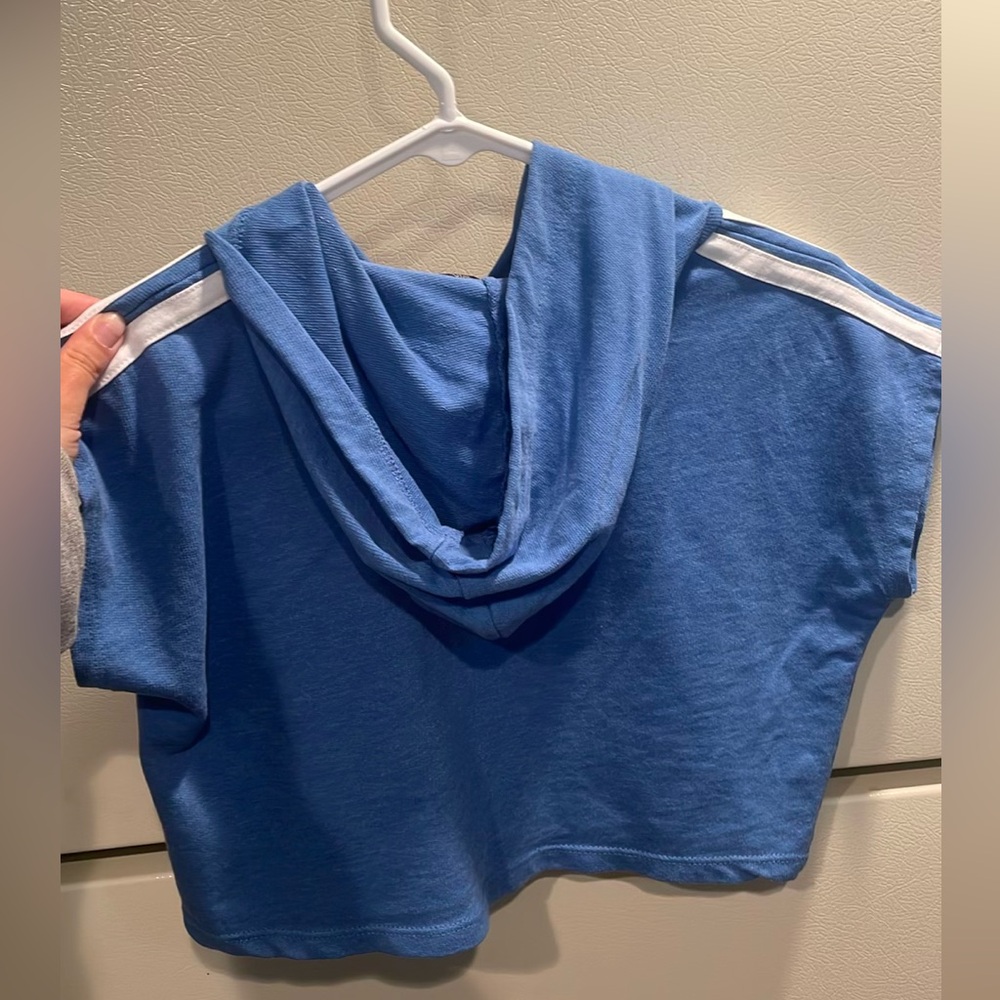 Crop Top - Picture 2 of 2